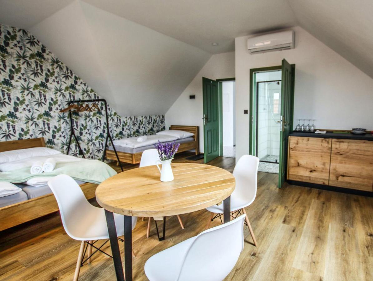 Penzion A Bistro Stary Kopec Znojmo Dış mekan fotoğraf